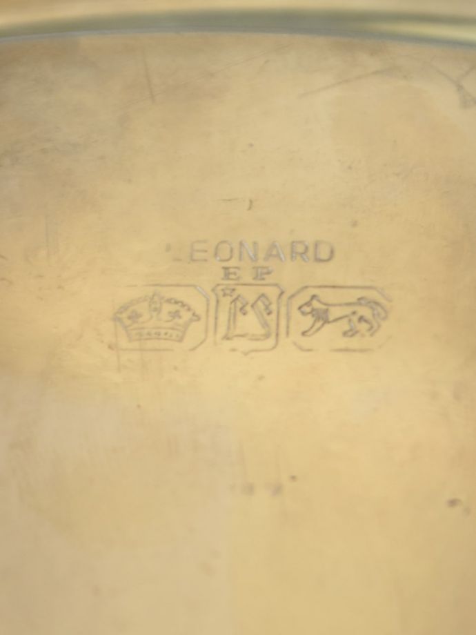 アンティークのシルバープレート