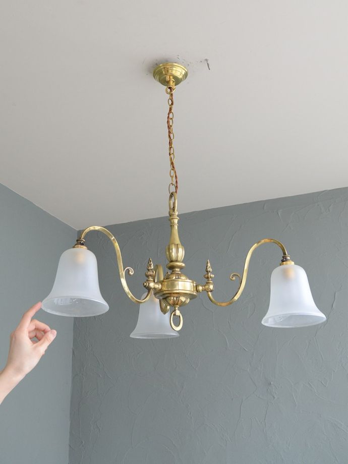 アンティークのシャンデリア