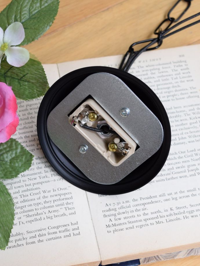 引っ掛けタイプの照明器具