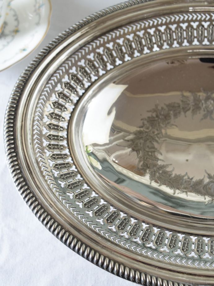 英国アンティークのシルバーバスケット