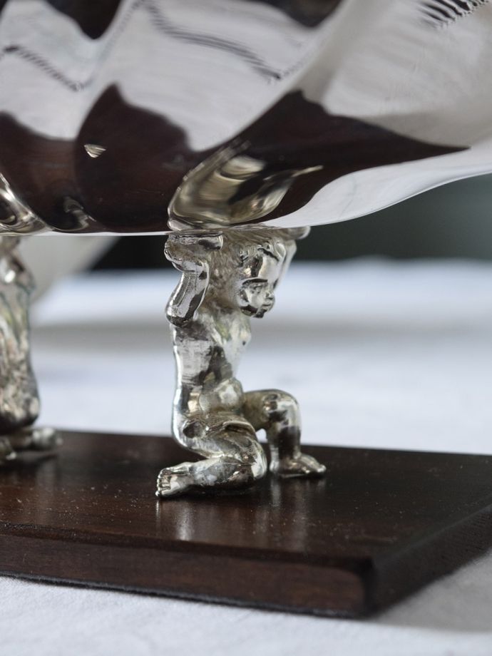 シルバープレートの装飾