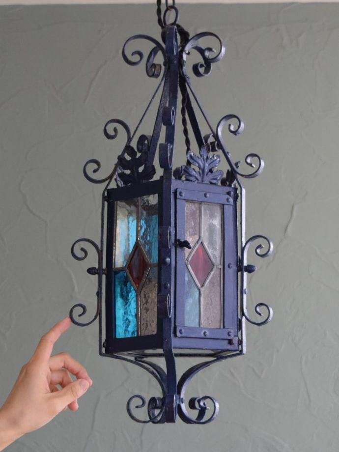 シャンデリアの灯り