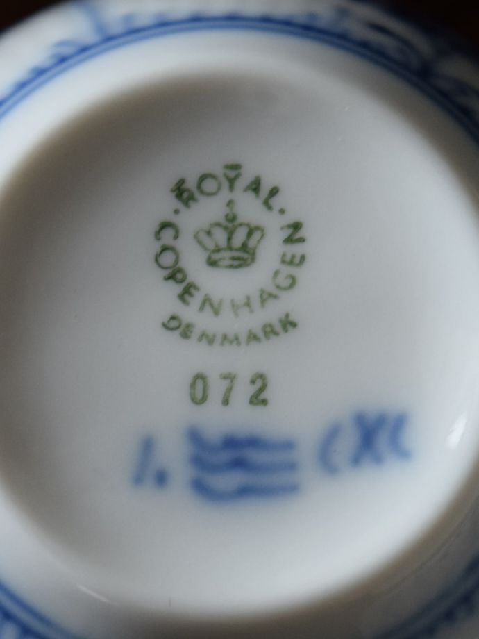 ロイヤルコペンハーゲンのバックスタンプ