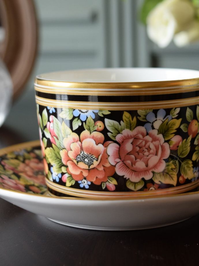 【美品）ウェッジウッド★クリオ★トリオ　C ウェッジウッド（WEDGWOOD）のビンテージ食器、Clio（クリオ）フルリム