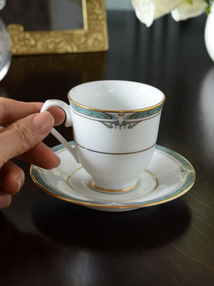 オールドノリタケのカップ＆ソーサー