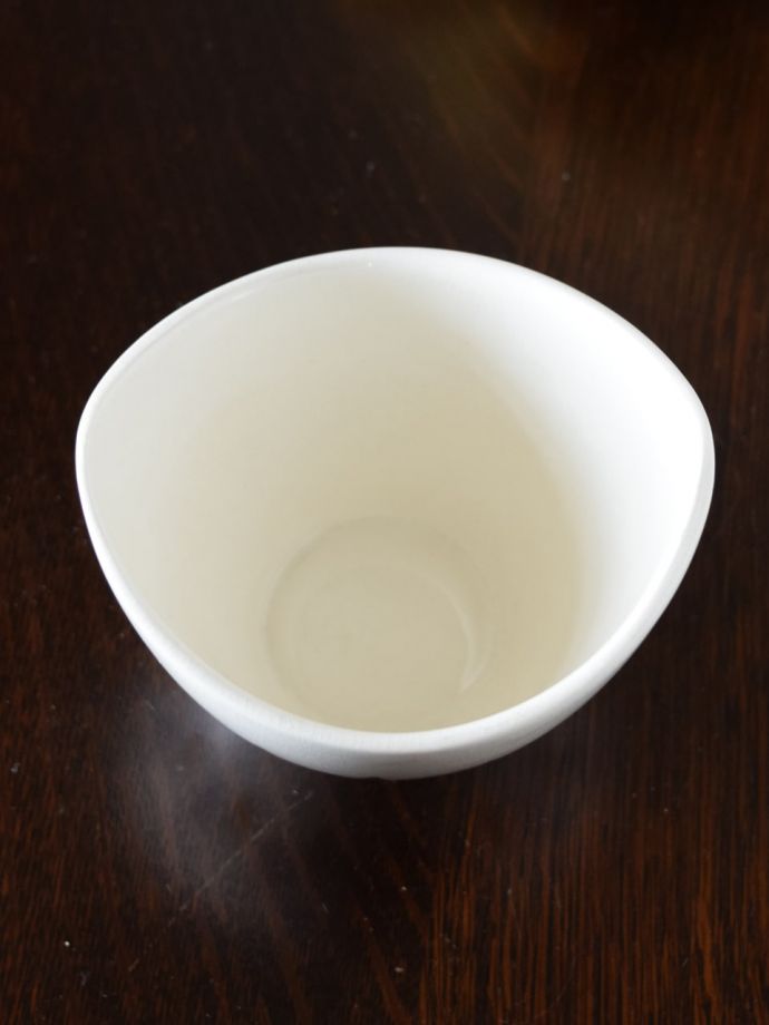 英国アンティークのおしゃれな食器