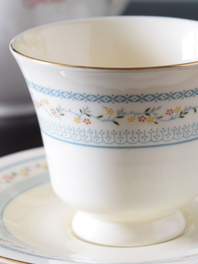 ロイヤルベールのカップ＆ソーサー(トリオ)