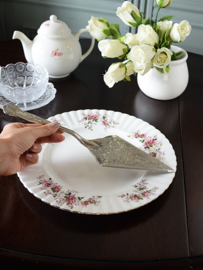 英国から届いたアンティークの銀のカトラリー、シルバープレートの