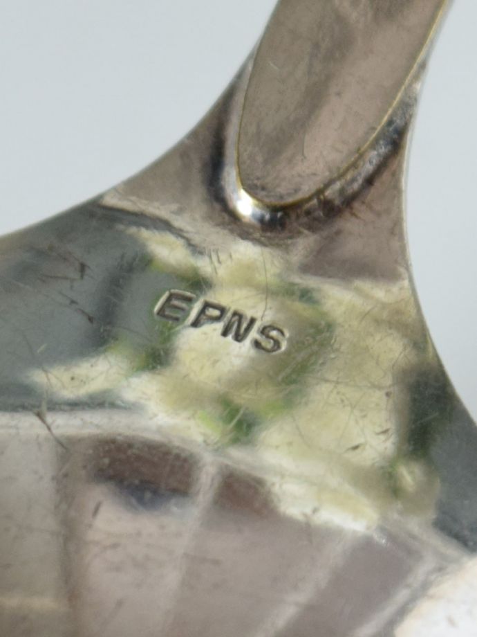 アンティークのシルバープレート