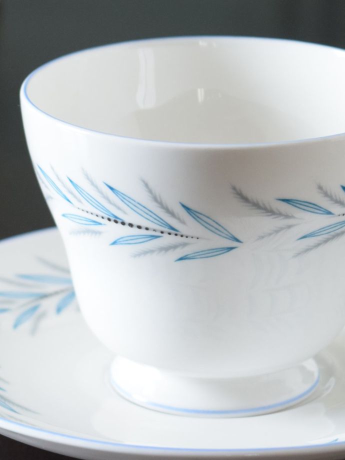 シェリーのアンティークカップ&ソーサー