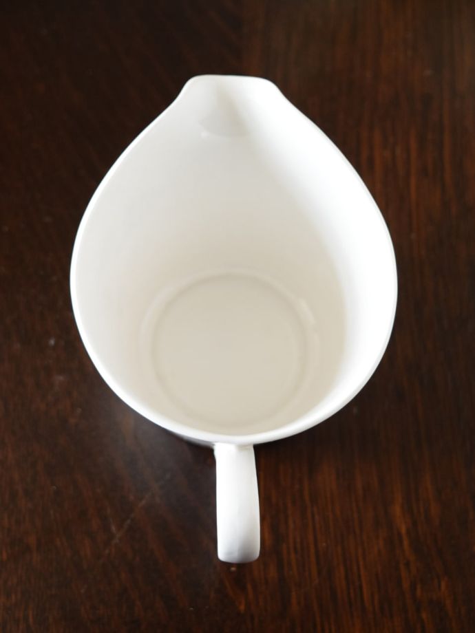 英国アンティークのおしゃれな食器