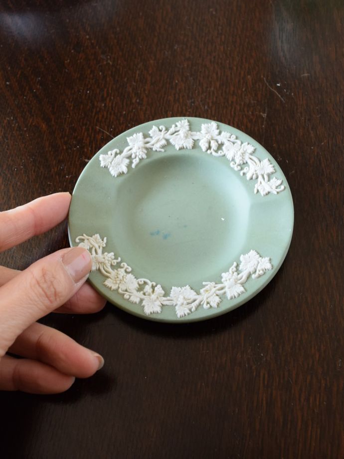 ジャスパーウェアの灰皿の大きさ