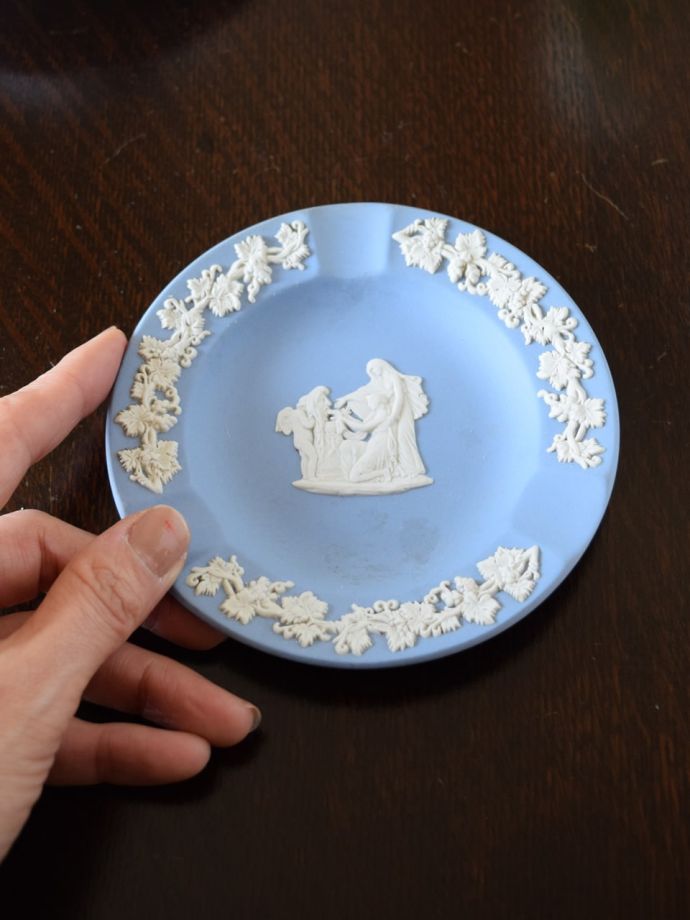 ジャスパーウェアの灰皿の大きさ