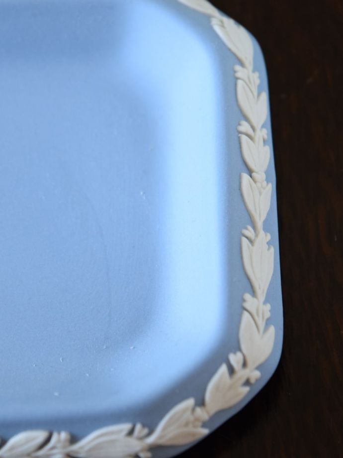 アンティークのジャスパーウェア