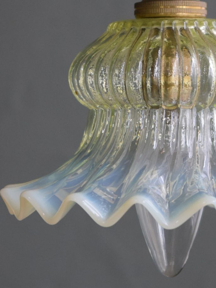 アンティークガラスのシェード