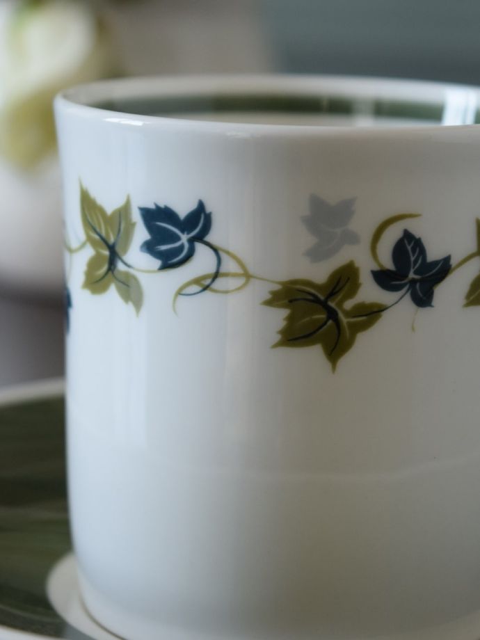 スージークーパーのアンティーク陶磁器