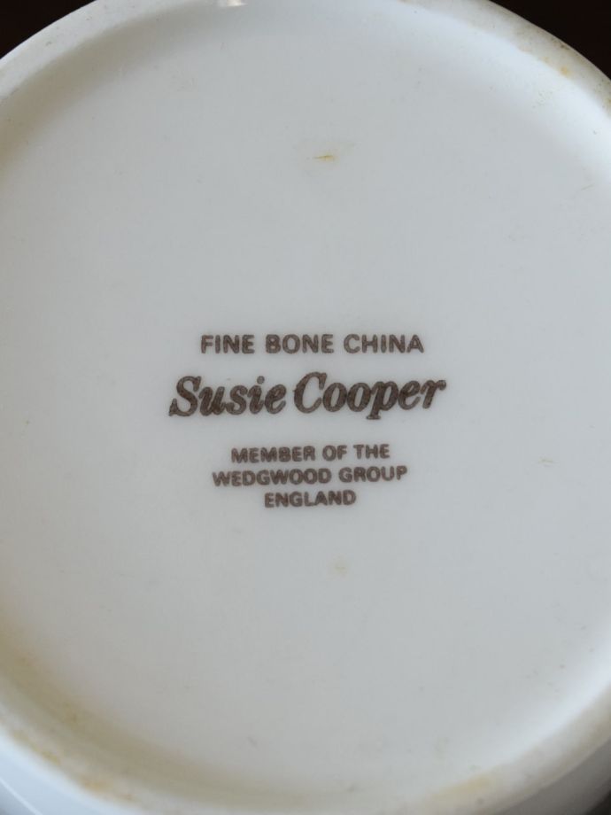 陶磁器のバックスタンプ