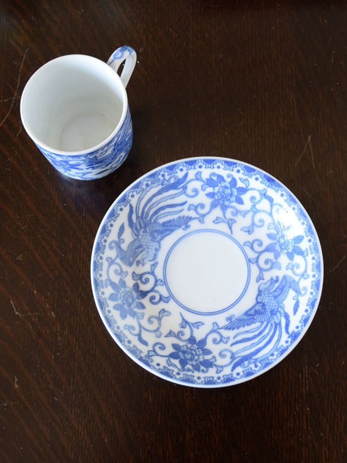 英国アンティークのおしゃれな食器