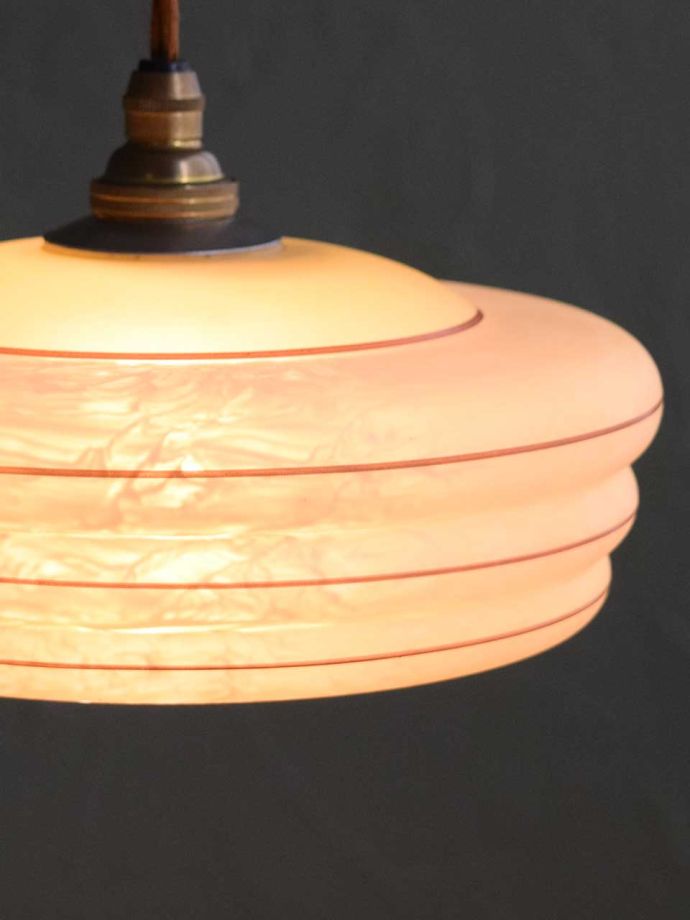 ペンダントライトのシェード