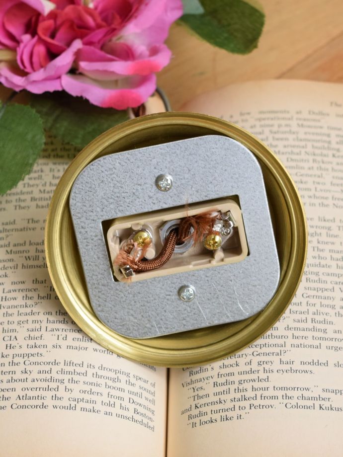 引っ掛けタイプの照明器具