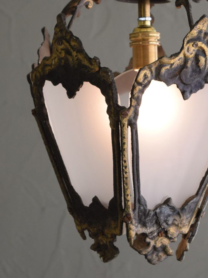 おしゃれなアンティークの照明器具