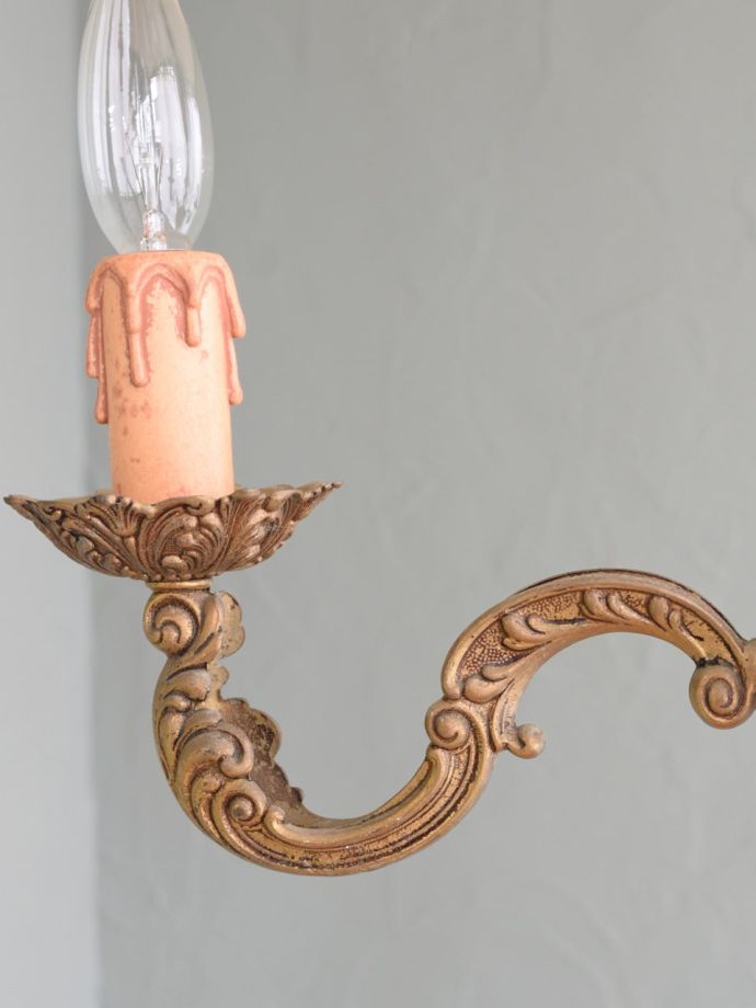 真鍮のシャンデリア