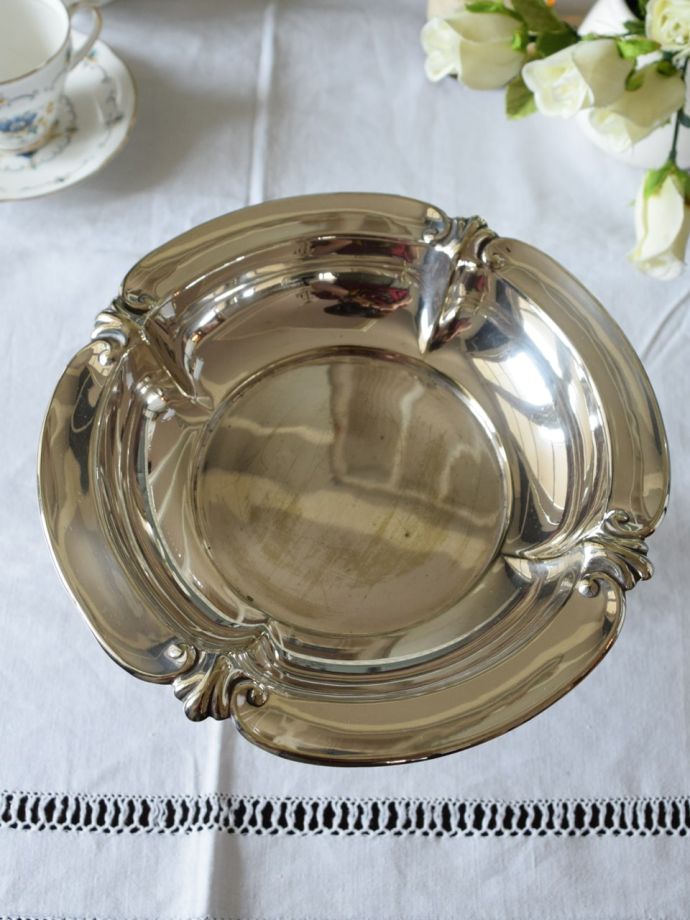 イギリスのアンティークシルバー食器、優雅な脚付きのコンポート(k