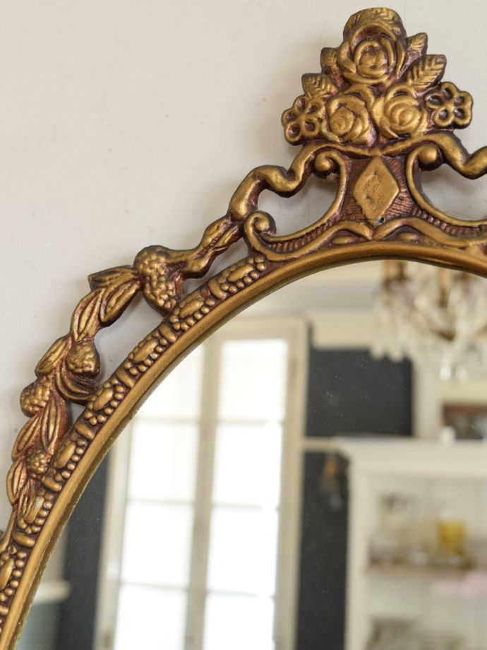 アンティークのおしゃれなミラー