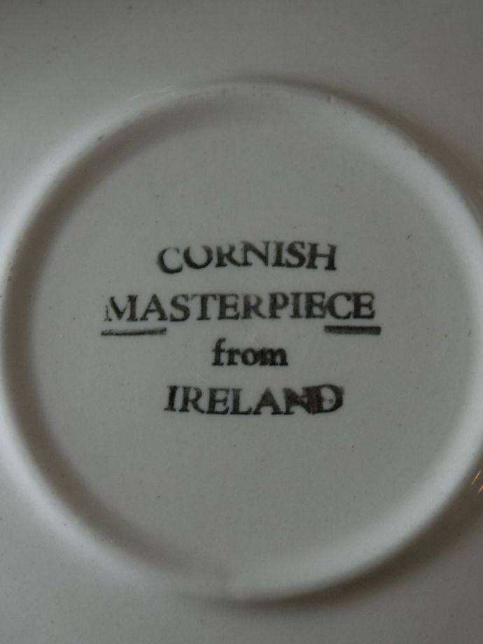 CORNISH WAREのバックスタンプ