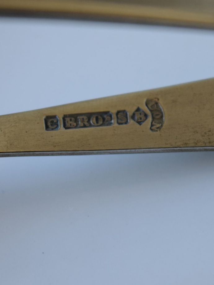 アンティークのシルバープレート