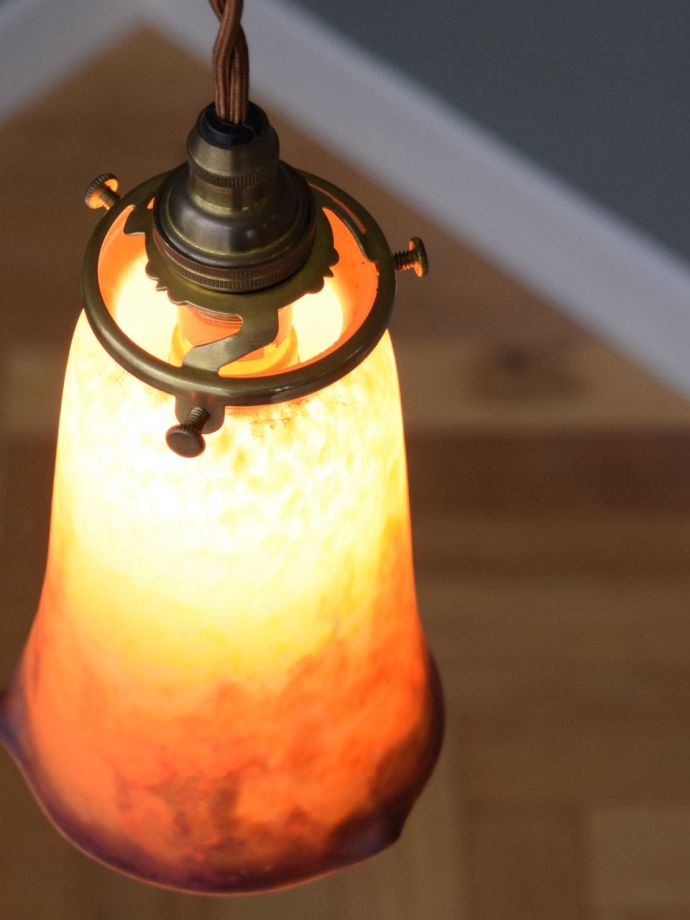 アンティークのガラスシェード