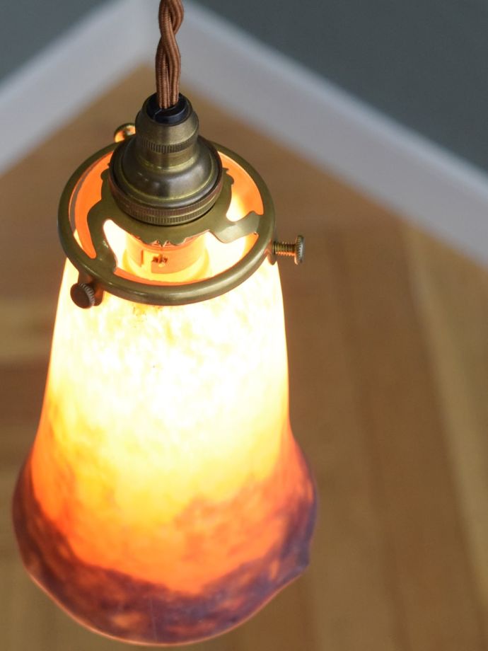 アンティークのガラスシェード