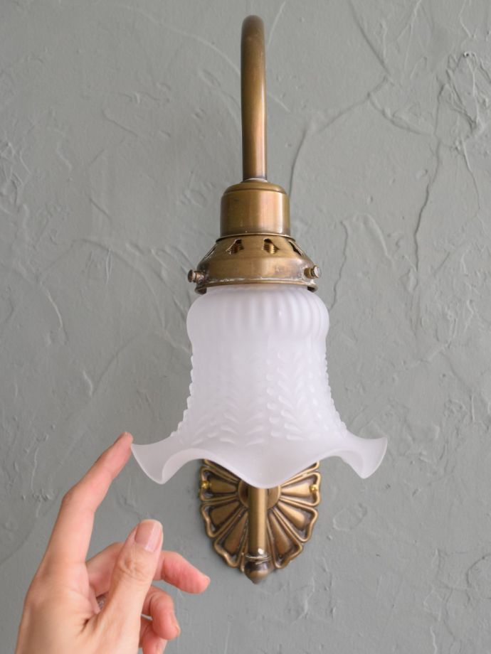 アンティークの壁付け照明