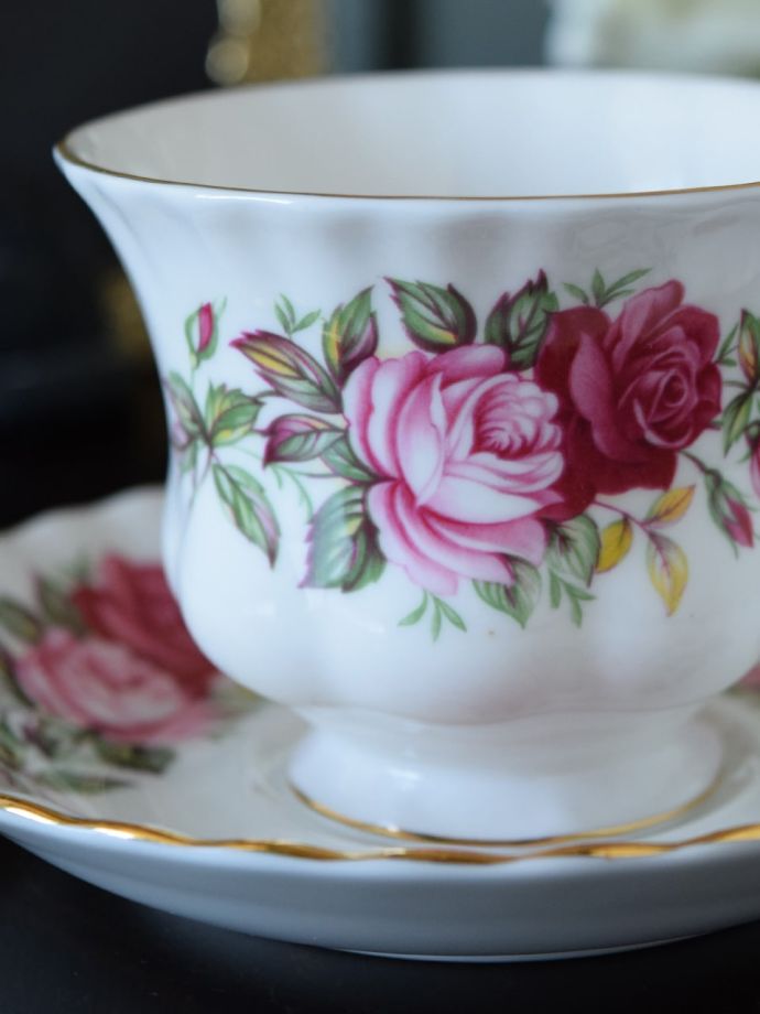ロイヤルアルバートのカップ＆ソーサー