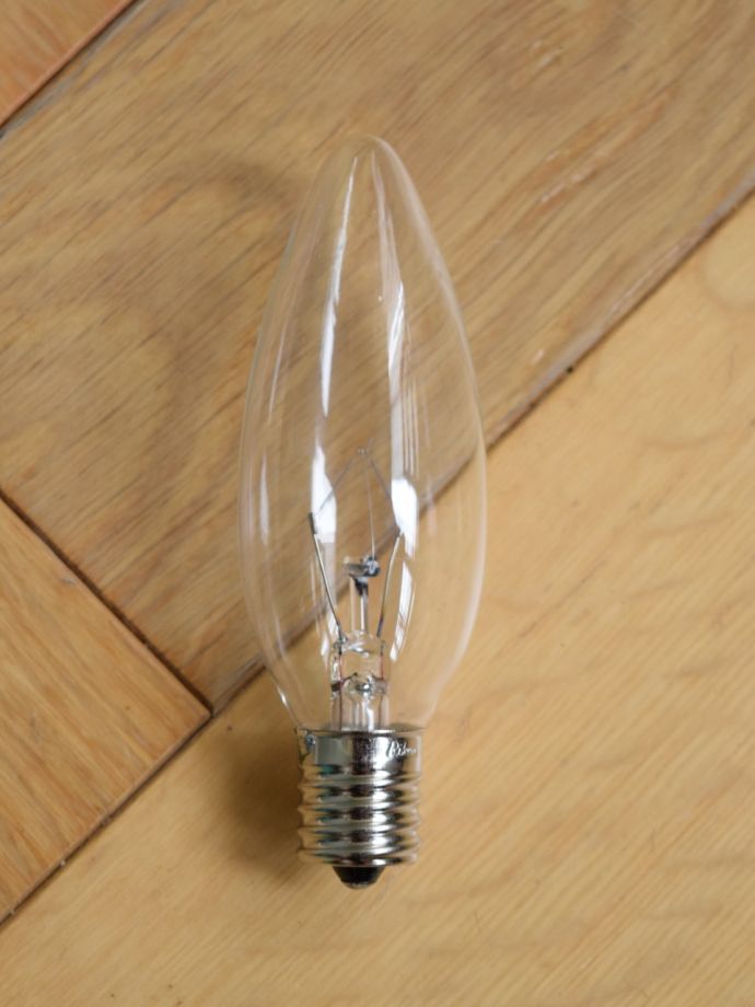 電球も一緒にお付けします
