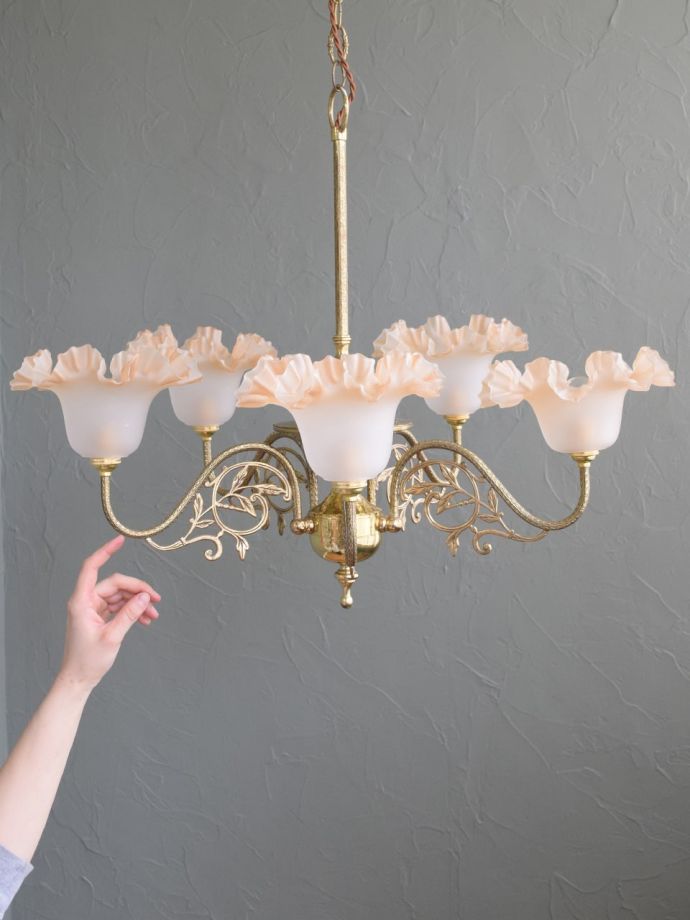 アンティークのシャンデリア