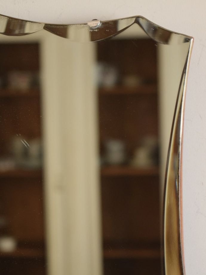 英国アンティークの美しい鏡