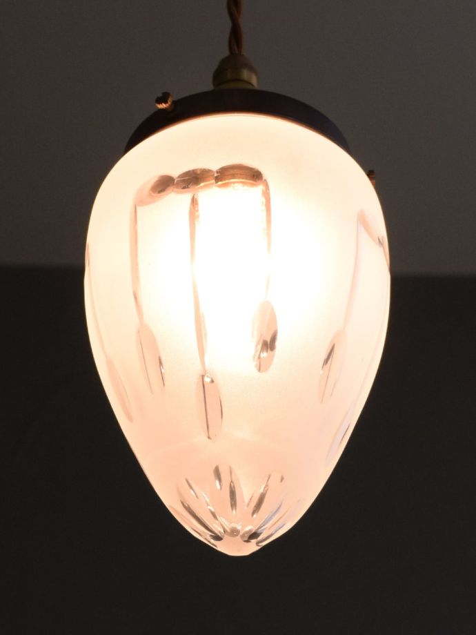 アンティーク照明の美しい灯り