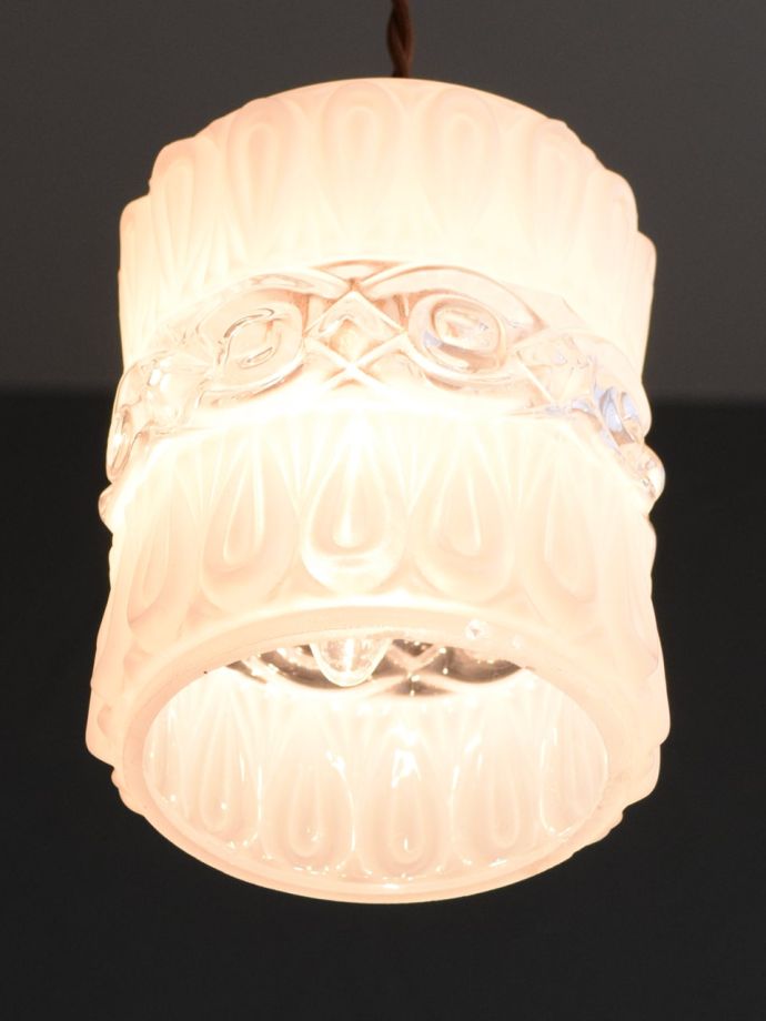 アンティーク照明の美しい灯り