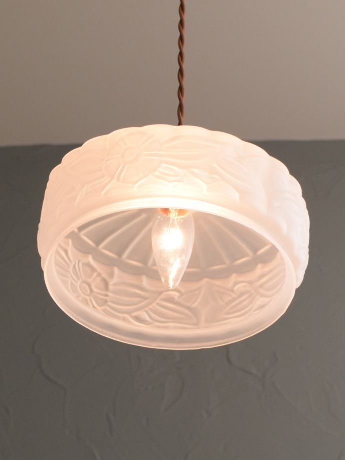 アンティーク照明の美しい灯り