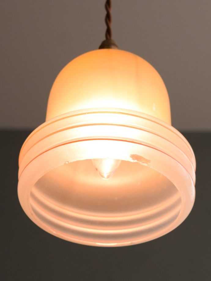 アンティーク照明の美しい灯り