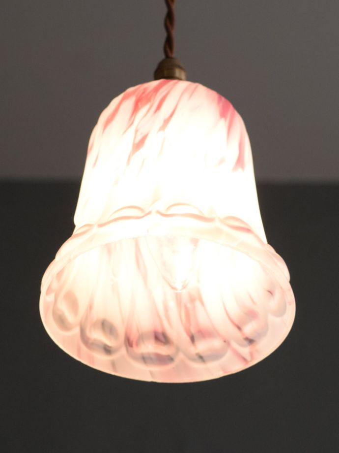 アンティーク照明の美しい灯り