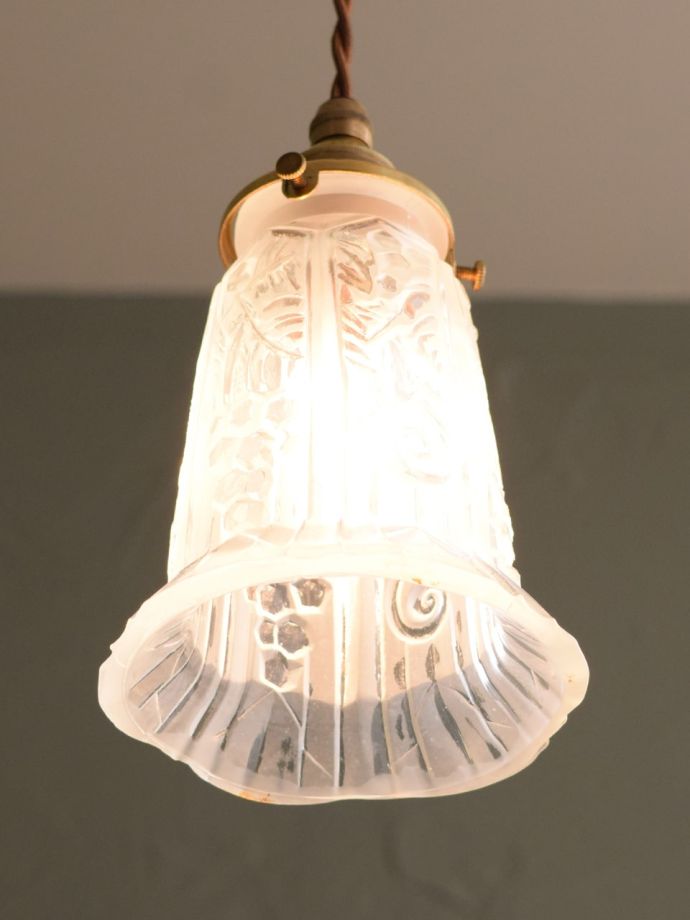 アンティーク照明の美しい灯り