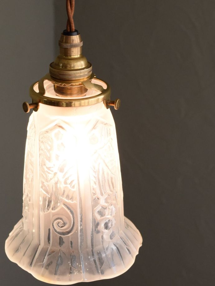 アンティークのガラスシェード