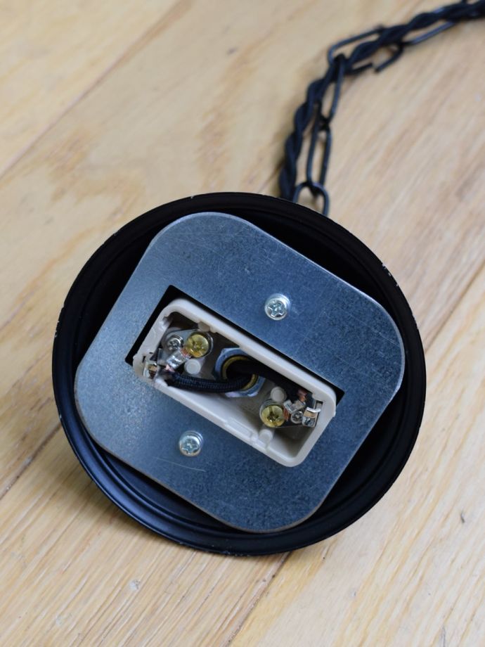 引っ掛けタイプの照明器具