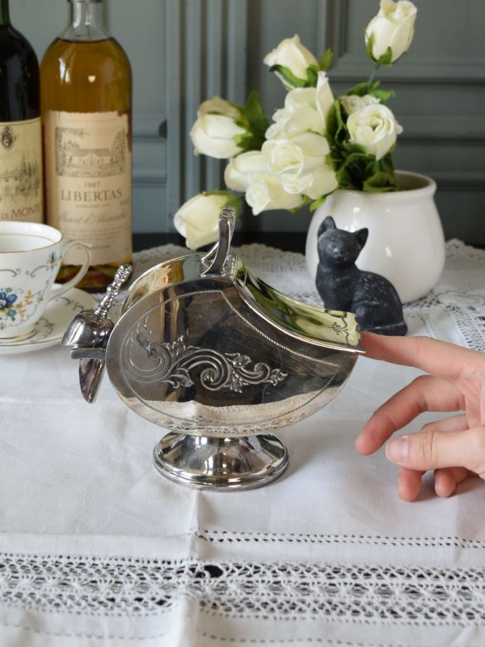 英国アンティークの銀製品