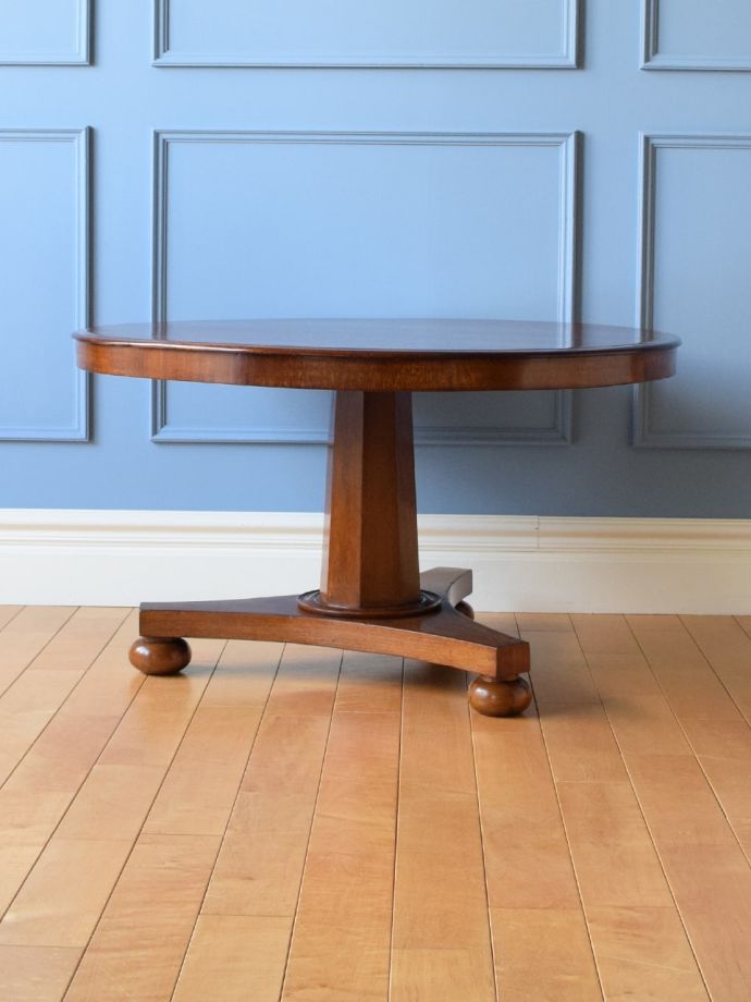 ローテーブルの側面