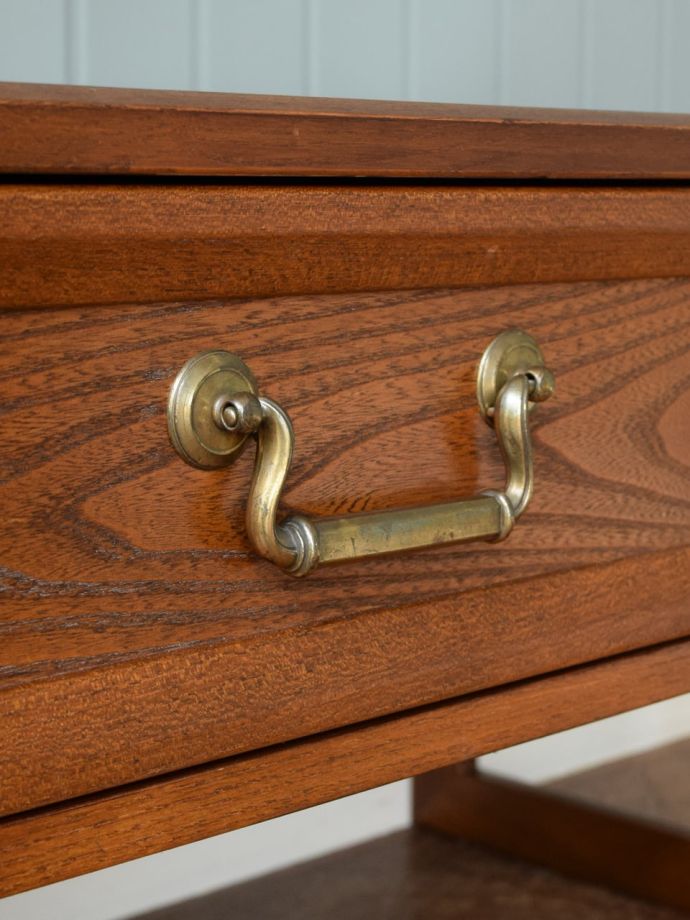 アンティーク家具の取っ手