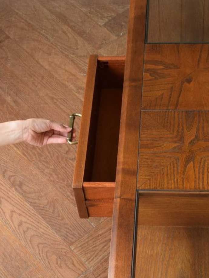 ビンテージ家具の引き出し