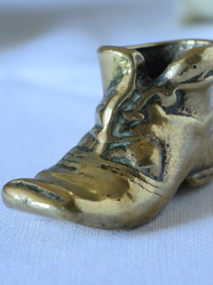 アンティーク真鍮製のオブジェ